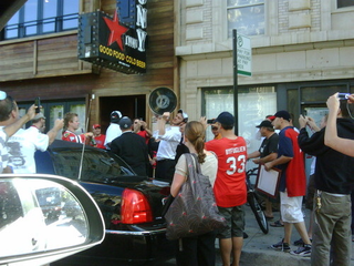 Illustration for article titled Blackhawks Celebrate Cup Win With 8AM Trip To Chicago Bar (MORE UPDATES)